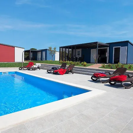 Holiday Home Camping Kastanija-5 By Interhome Vikendica *